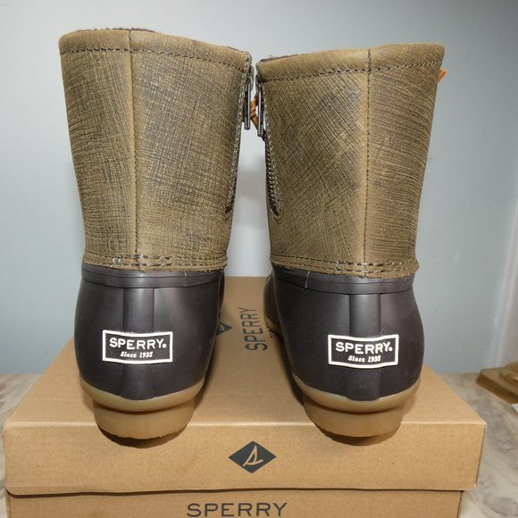 NiB Sperry Women's Ebossed Saltwater Boots, Brown/Olive, 9.5 - Picture 8 of 11